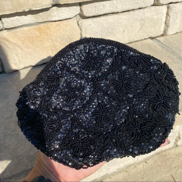 Vintage Handbags - BLACK Vintage beaded embroidered hand mini purse